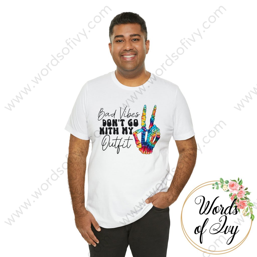 Adult Tee - BAD VIBES DON'T GO WITH MY OUTFIT 220904001 | Nauti Life Tees