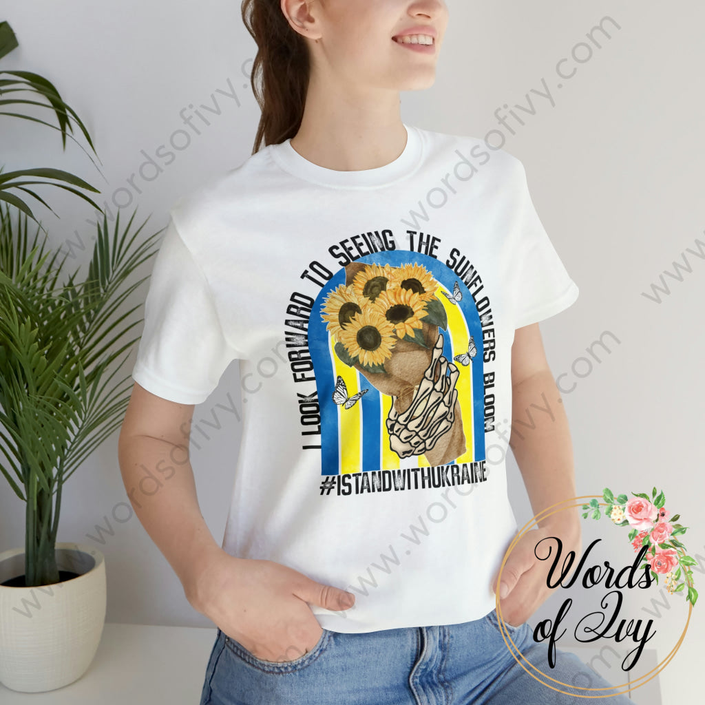 Adult Tee - I Look Forward To Seeing The Sunflowers Bloom Ukraine 220305016 T-Shirt